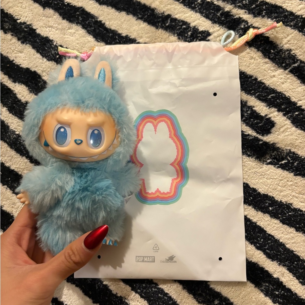AUTHENTIC POPMART LABUBU BIG INTO ENERGY - HOPE - LABUBU BLUE